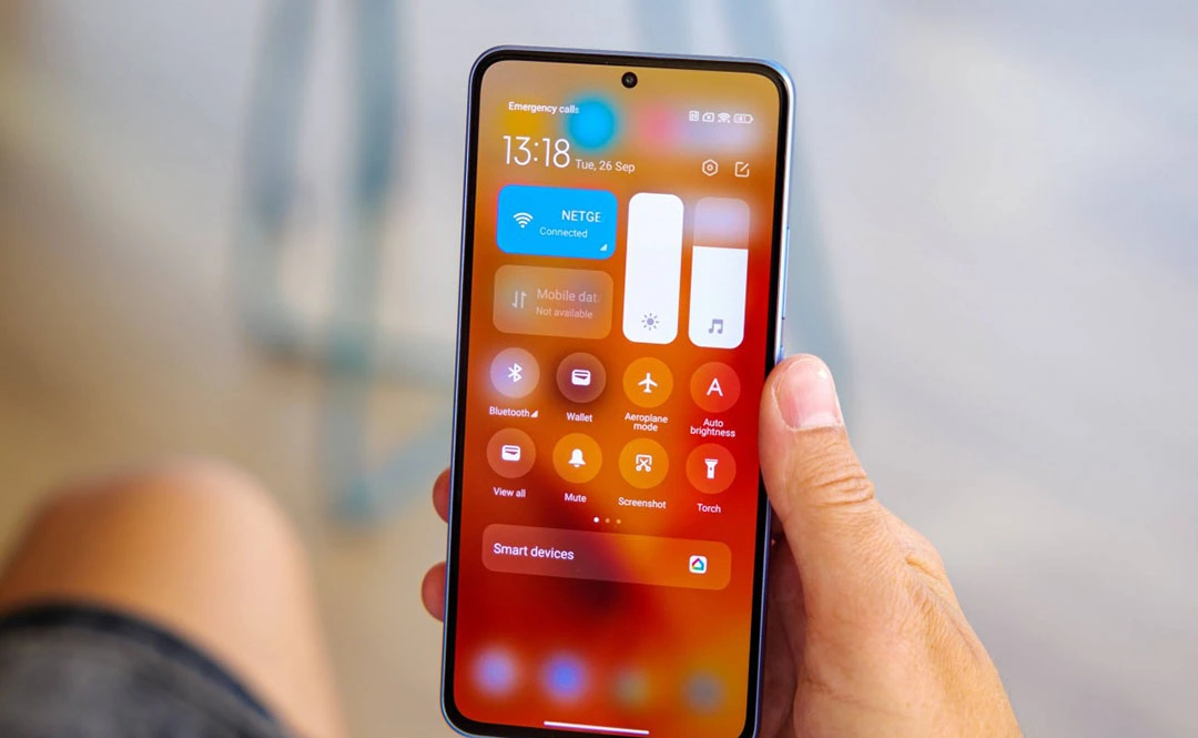 بررسی Xiaomi 13T Pro از نظر رابط کاربری