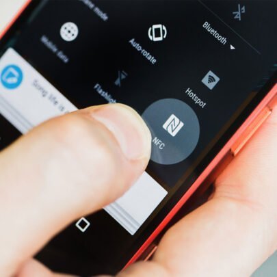 nfc در گوشی چیست