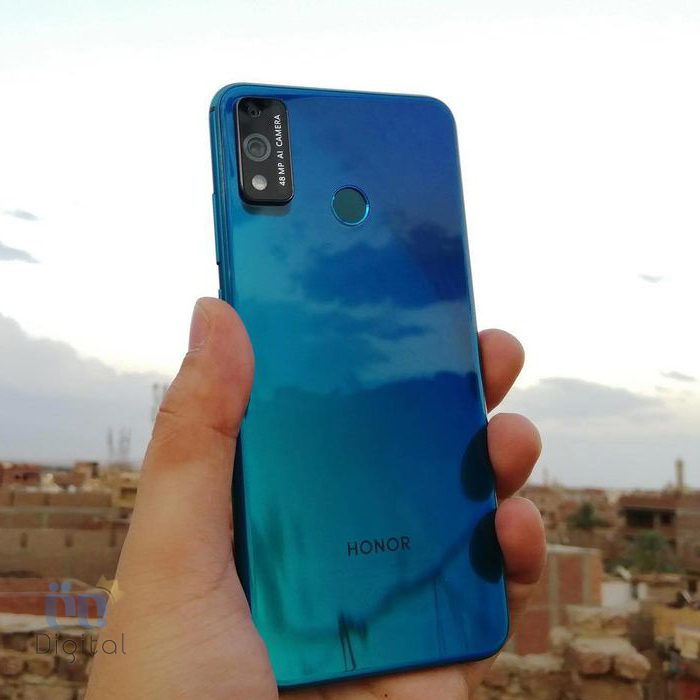 هواوی Honor 9X Lite در دست