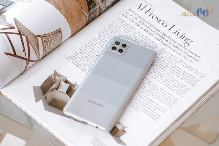بررسی گلکسی ای ۴۲ 5G از نظر طراحی
