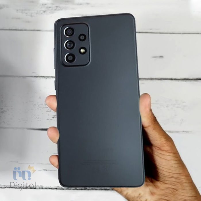 سامسونگ Galaxy A52s 5G مشکی در دست