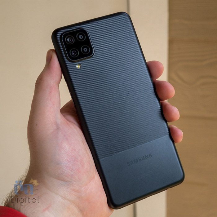 سامسونگ Galaxy A12 Nacho مشکی در دست