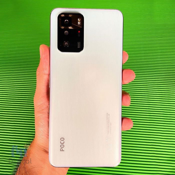 شیائومی Poco X3 GT سفید در دست