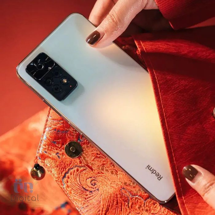 Redmi Note 11 Pro in Pocket