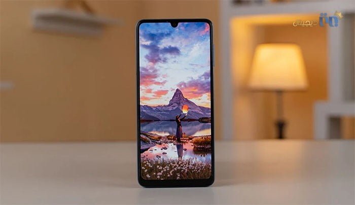 مقایسه گلکسی A13 با گلکسی F22 از نظر نمایشگر