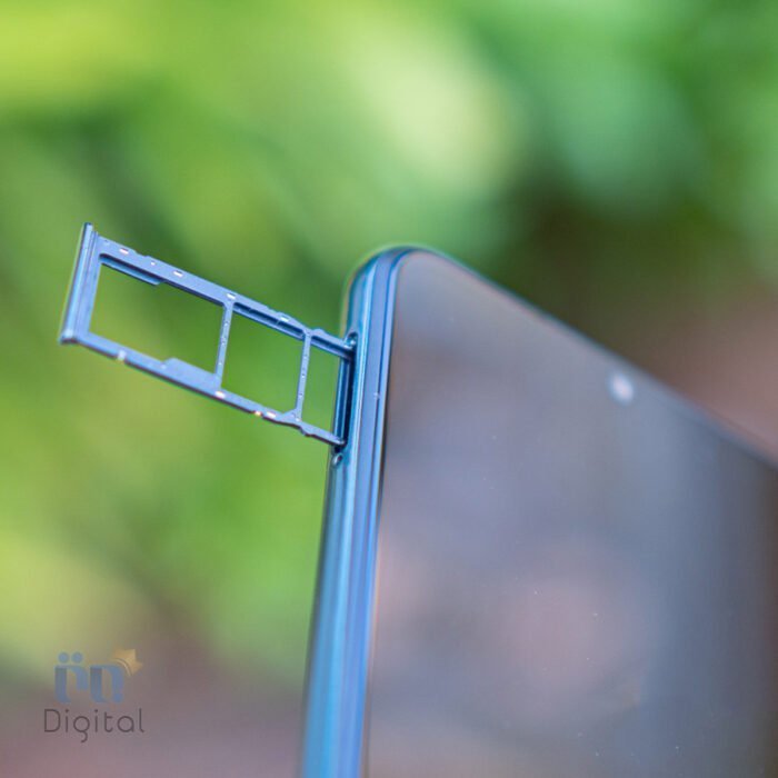 محل درج سیمکارت در Galaxy A04