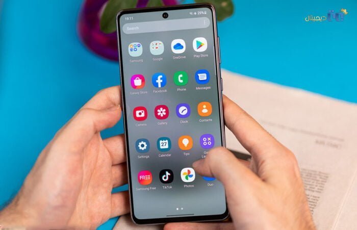 مقایسه صفحه نمایش galaxy A73