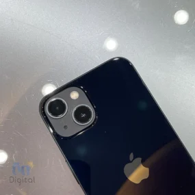 گوشی موبایل اپل مدل iPhone 13 ch/a دو سیم کارت حافظه ۱۲۸- نمای قاب پشتی و دوربین