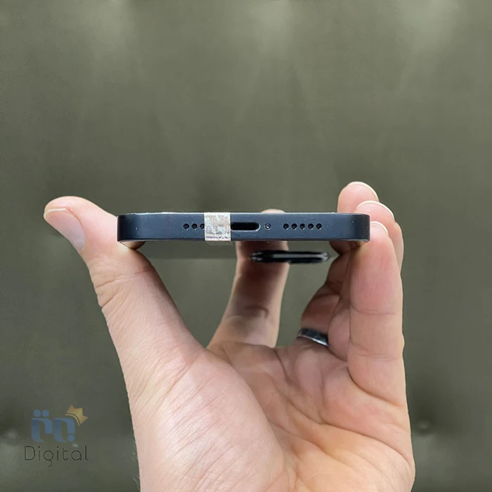 گوشی موبایل اپل مدل iPhone 13 ch/a دو سیم کارت حافظه ۱۲۸ - لبه پایین دستگاه