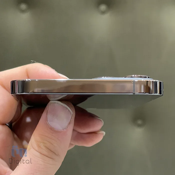 گوشی موبایل اپل مدل iPhone 12 promax zaa دو سیم کارت حافظه 256- نمای لبه بالا