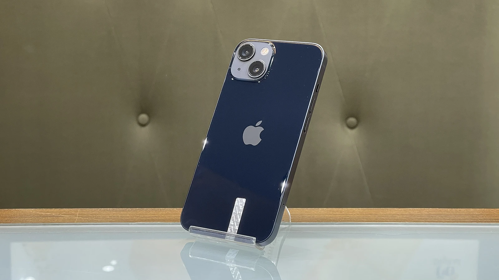 گوشی موبایل اپل مدل iPhone 13 CH/A دو سیم کارت حافظه ۱۲۸ گیگابایت – کارکرده