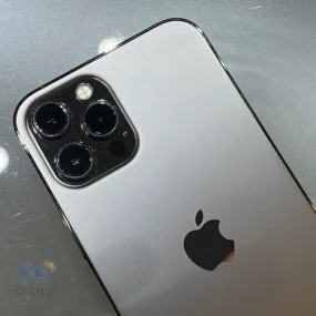 گوشی موبایل اپل مدل iPhone 12 Pro Max ZAA گارکرده - نمای پشت و دوربین