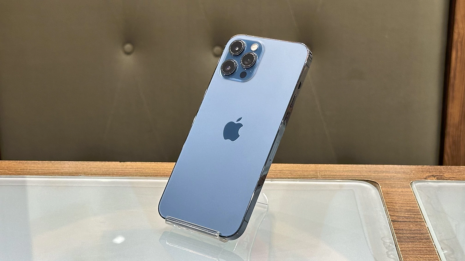 ویژگی‌های گوشی موبایل اپل مدل iPhone 12 Pro Max ZAA دو سیم کارت حافظه ۲۵۶ گیگابایت – کارکرده