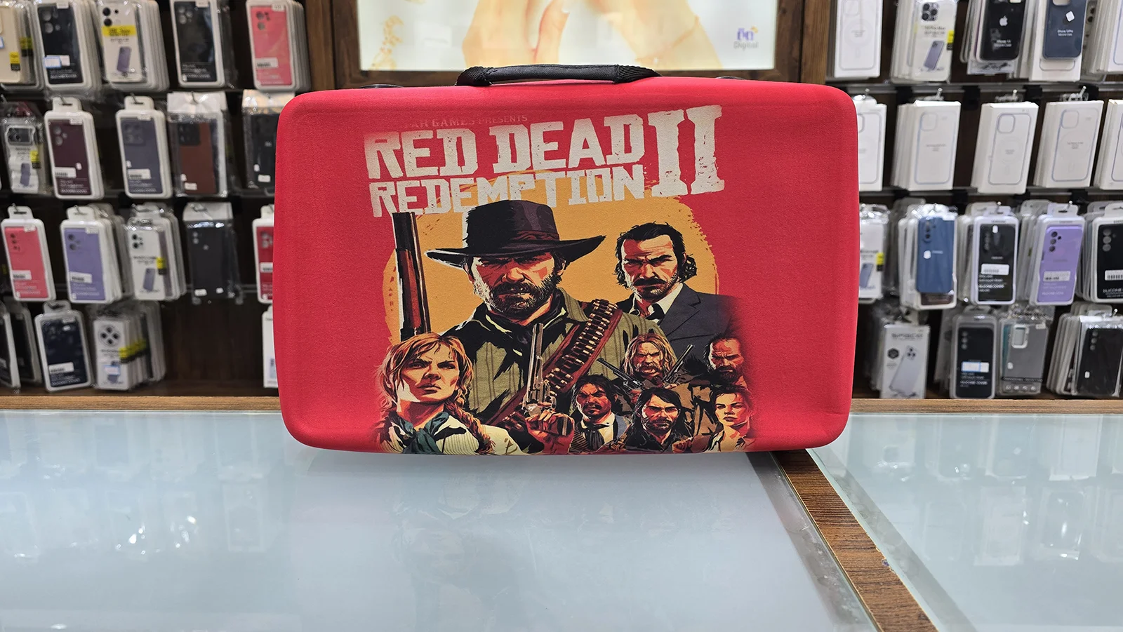 کیف حمل ۴ کاره کنسول پلی ‌استیشن ۵ اسیم طرح Red Dead Redemption 2