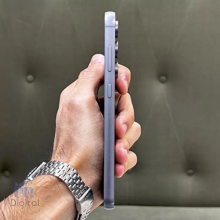 گوشی موبایل سامسونگ مدل گلکسی S23 Fe 5G حافظه ۲۵۶ گیگابایت با رم ۸ گیگابایت – کارکرده | نمای راست