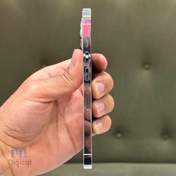 گوشی موبایل اپل مدل iPhone 13 Pro ZAA دو سیم کارت حافظه ۲۵۶ گیگابایت – کارکرده | نمای چپ