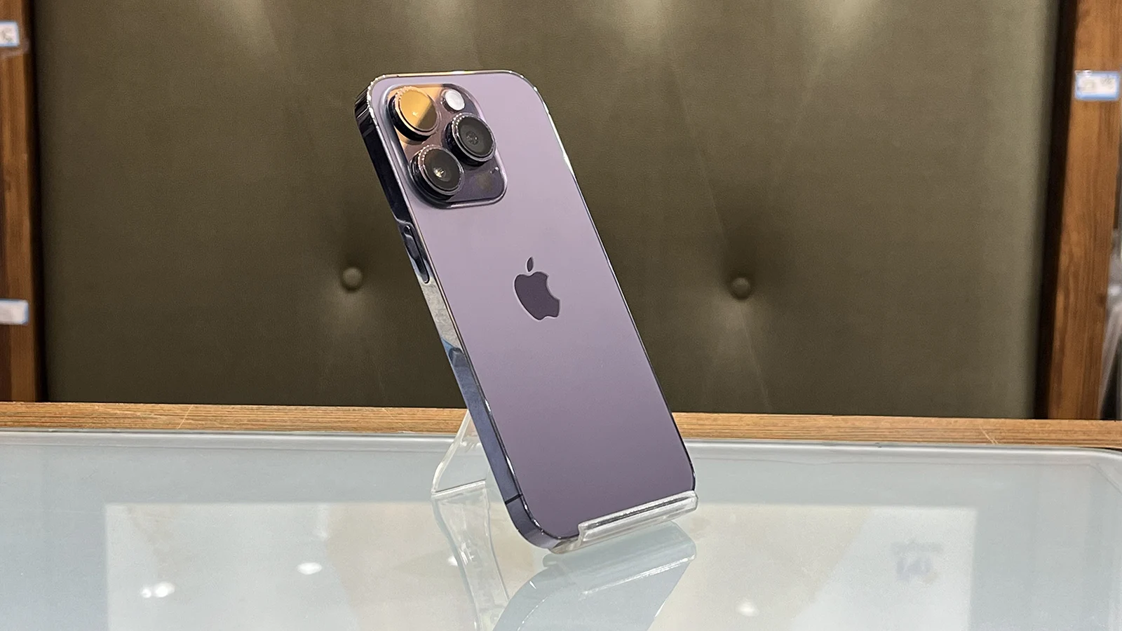 گوشی موبایل اپل مدل iPhone 14 Pro CHA دو سیم کارت حافظه ۲۵۶ گیگابایت – کارکرده