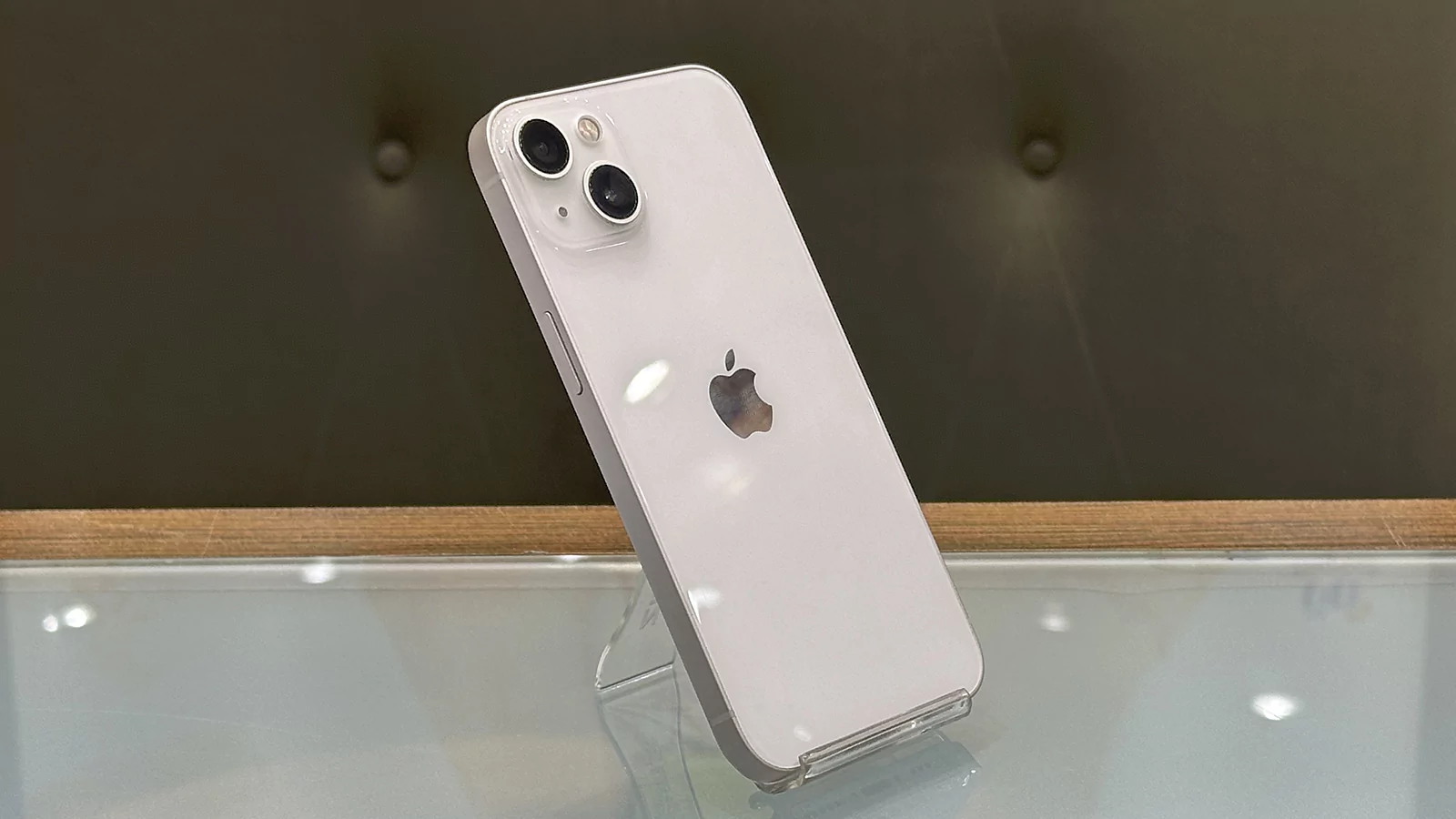 گوشی موبایل اپل مدل iPhone 13 CHA دو سیم کارت حافظه ۱۲۸ گیگابایت – کارکرده