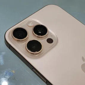 گوشی موبایل اپل مدل iPhone 16 Pro Max ZAA دو سیم کارت حافظه ۲۵۶ گیگابایت – کارکرده |‌نمای پشت و دوربین