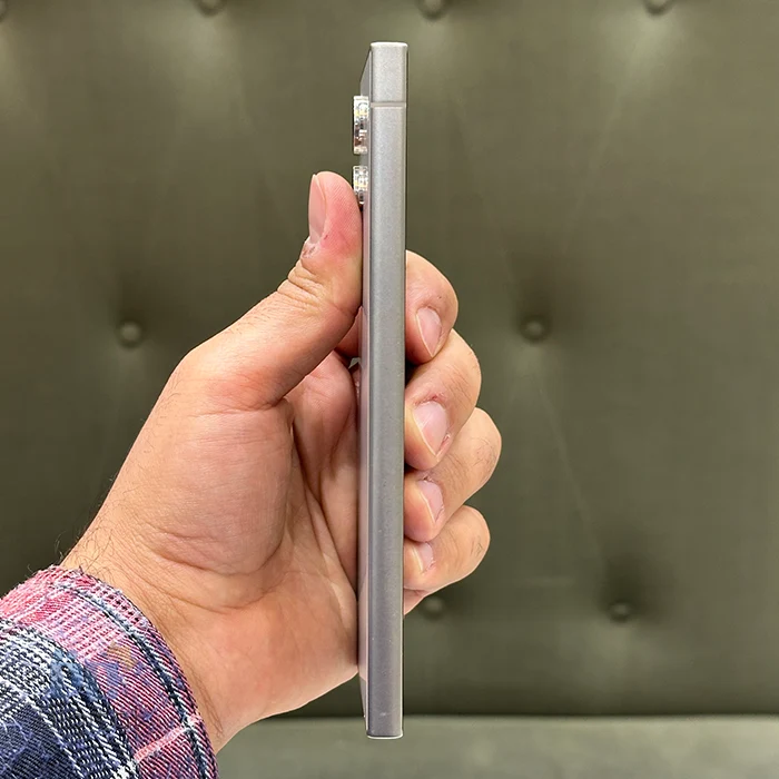 گوشی موبایل سامسونگ مدل گلکسی S24 Ultra 5G حافظه ۲۵۶ گیگابایت با رم ۱۲ گیگابایت – کارکرده | نمای راست