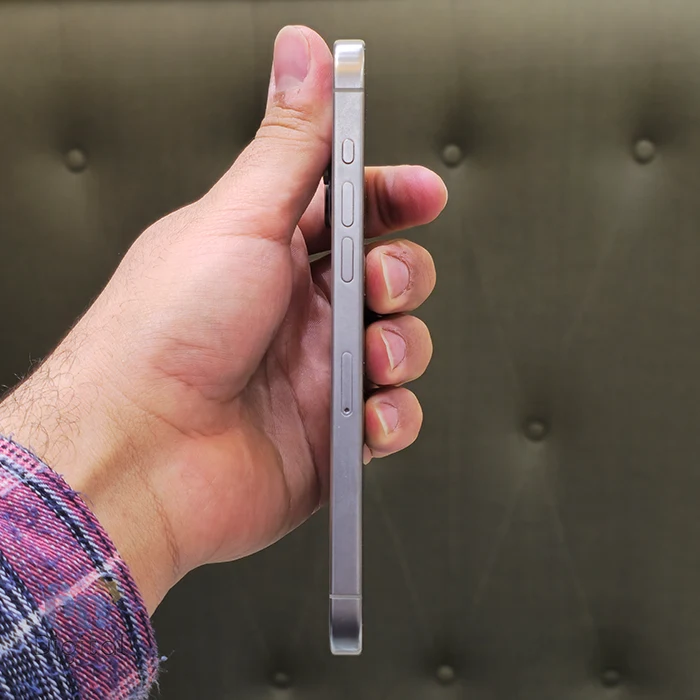 گوشی موبایل اپل مدل iPhone 15 Pro Max ZAA دو سیم کارت حافظه ۲۵۶ گیگابایت – در حد نو | نمای چپ