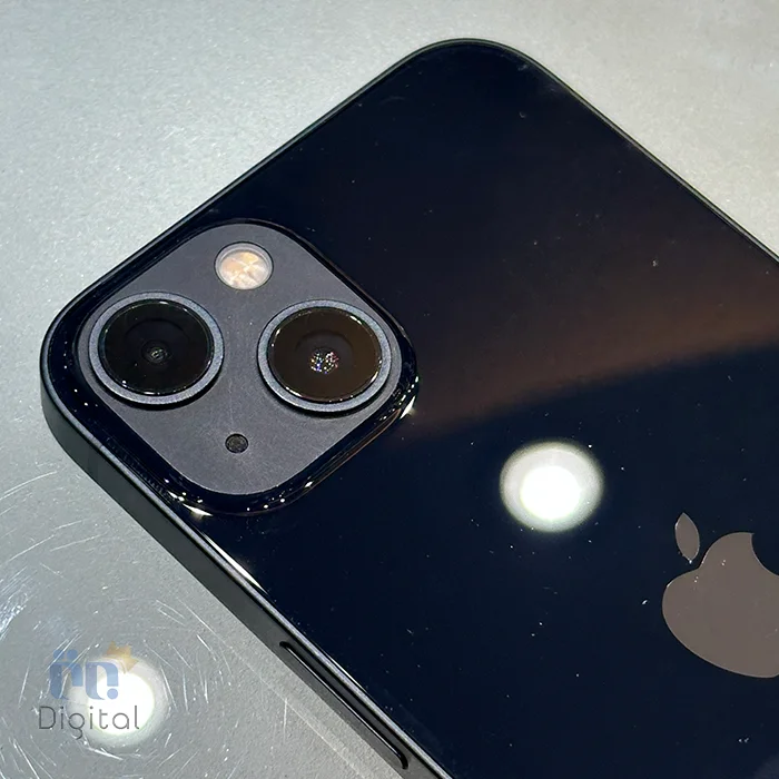 گوشی موبایل اپل مدل iPhone 13 CHA دو سیم کارت حافظه ۱۲۸ گیگابایت – کارکرده | نمای پشت و دوربین