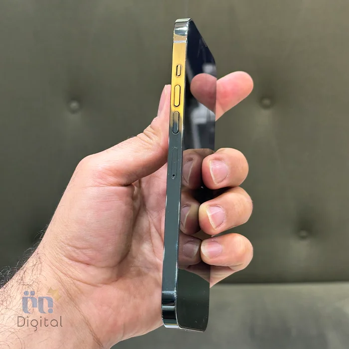 گوشی موبایل اپل مدل iPhone 13 Pro Max ZAA دو سیم کارت حافظه ۲۵۶ گیگابایت – کارکرده | نمای چپ