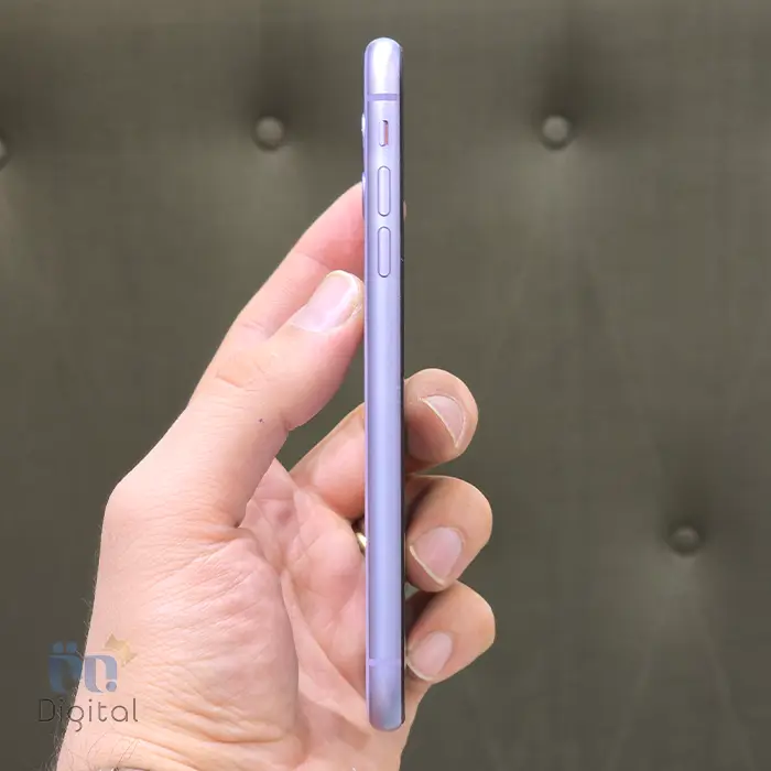 گوشی موبایل اپل مدل iPhone 11 CHA دو سیم کارت حافظه ۱۲۸ گیگابایت – کارکرده | نمای چپ