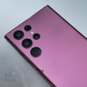 گوشی موبایل سامسونگ مدل گلکسی S22 Ultra 5G حافظه ۲۵۶ گیگابایت با رم ۱۲ گیگابایت –کارکرده | نمای پشت و دوربین