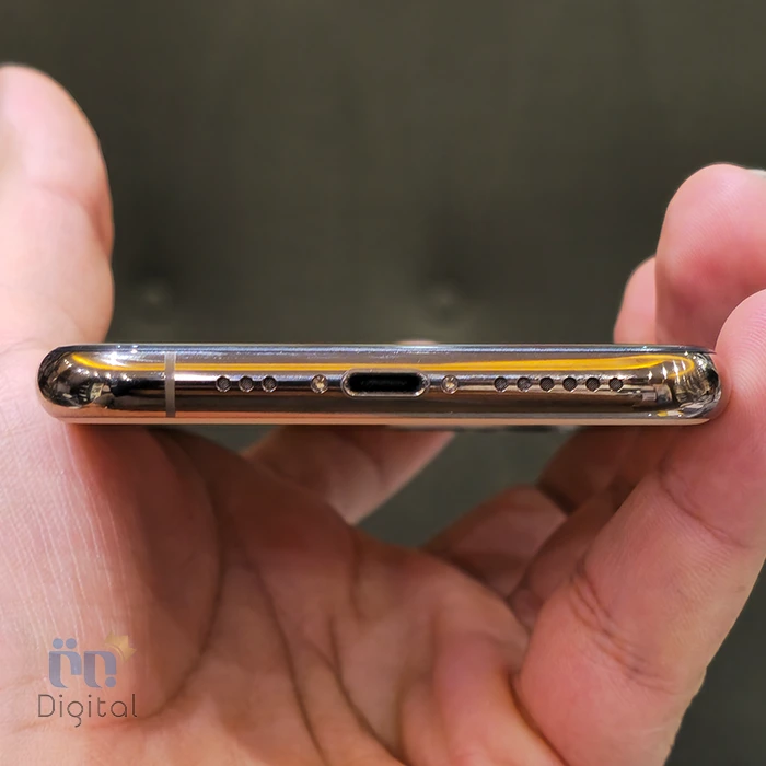 گوشی موبایل اپل مدل iPhone 11 Pro JA تک سیم کارت حافظه ۲۵۶ گیگابایت – کارکرده | نمای پایین
