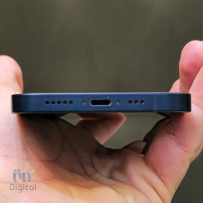 گوشی موبایل اپل مدل iPhone 13 ZAA دو سیم کارت حافظه ۱۲۸ گیگابایت – کارکرده | نمای پایین