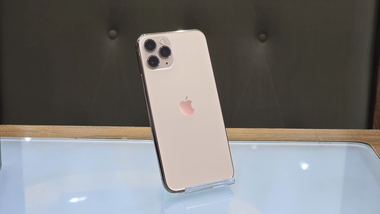 گوشی موبایل اپل مدل iPhone 11 Pro JA تک سیم کارت حافظه ۲۵۶ گیگابایت – کارکرده