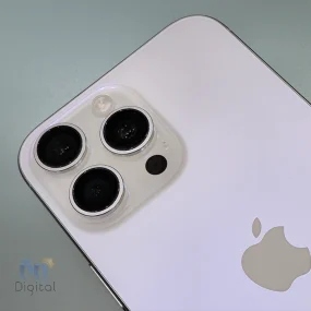گوشی موبایل اپل مدل iPhone 16 Pro Max ZAA دو سیم کارت حافظه ۲۵۶ گیگابایت – کارکرده |‌نمای پشت و دوربین