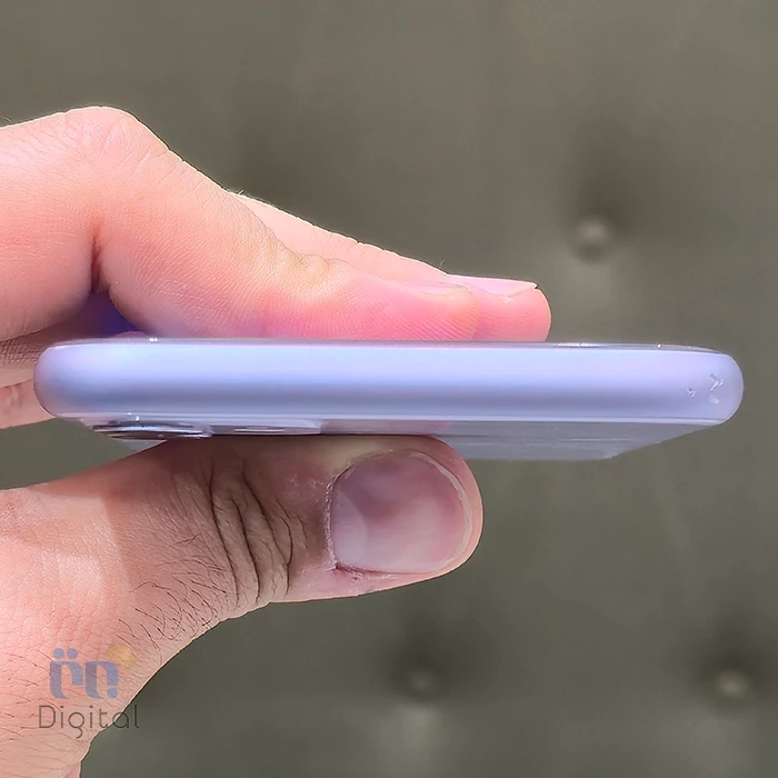 گوشی موبایل اپل مدل iPhone 11 CHA دو سیم کارت حافظه ۱۲۸ گیگابایت – کارکرده | نمای بالا