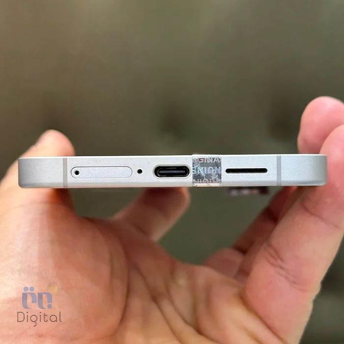 گوشی موبایل سامسونگ مدل گلکسی S25 FE 5G حافظه ۲۵۶ گیگابایت با رم ۸ گیگابایت – در حد نو | نمای پایین