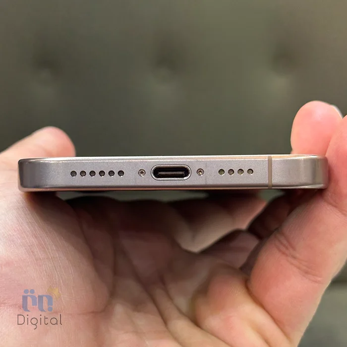 گوشی موبایل اپل مدل iPhone 16 Pro Max ZAA دو سیم کارت حافظه ۲۵۶ گیگابایت – کارکرده | نمای پایین