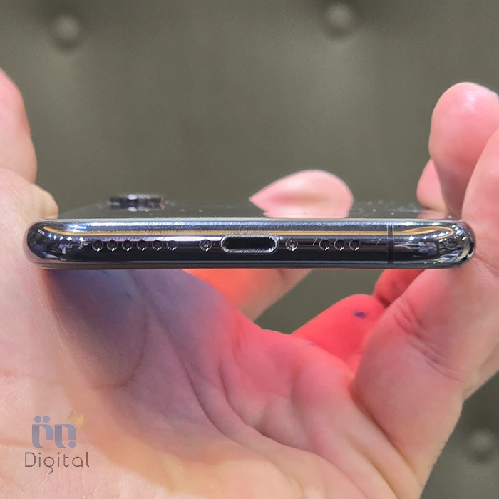 گوشی موبایل اپل مدل iPhone XS JA تک سیم کارت حافظه ۲۵۶ گیگابایت – کارکرده | نمای پایین