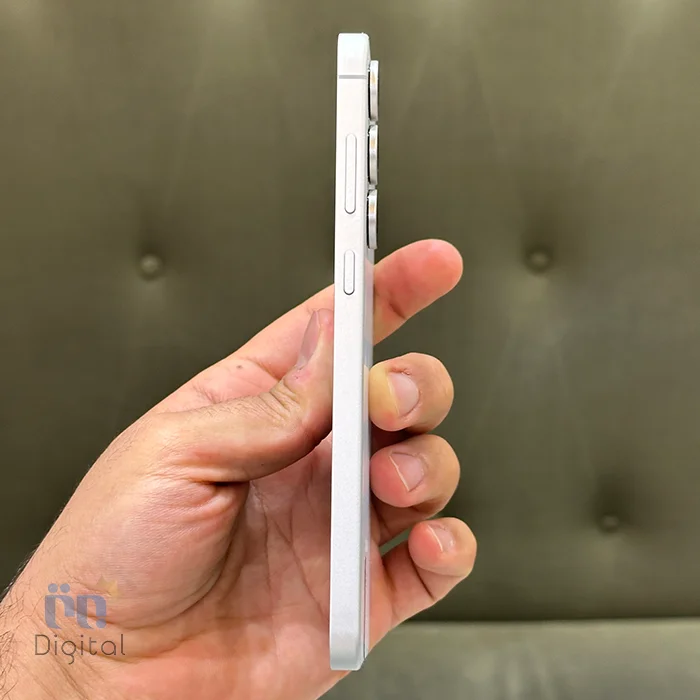 گوشی موبایل سامسونگ مدل گلکسی S25 FE 5G حافظه ۲۵۶ گیگابایت با رم ۸ گیگابایت – در حد نو | نمای راست