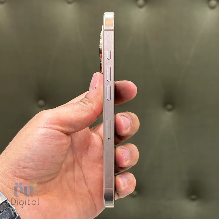 گوشی موبایل اپل مدل iPhone 16 Pro ZAA دو سیم کارت حافظه ۲۵۶ گیگابایت – در حد نو | نمای چپ