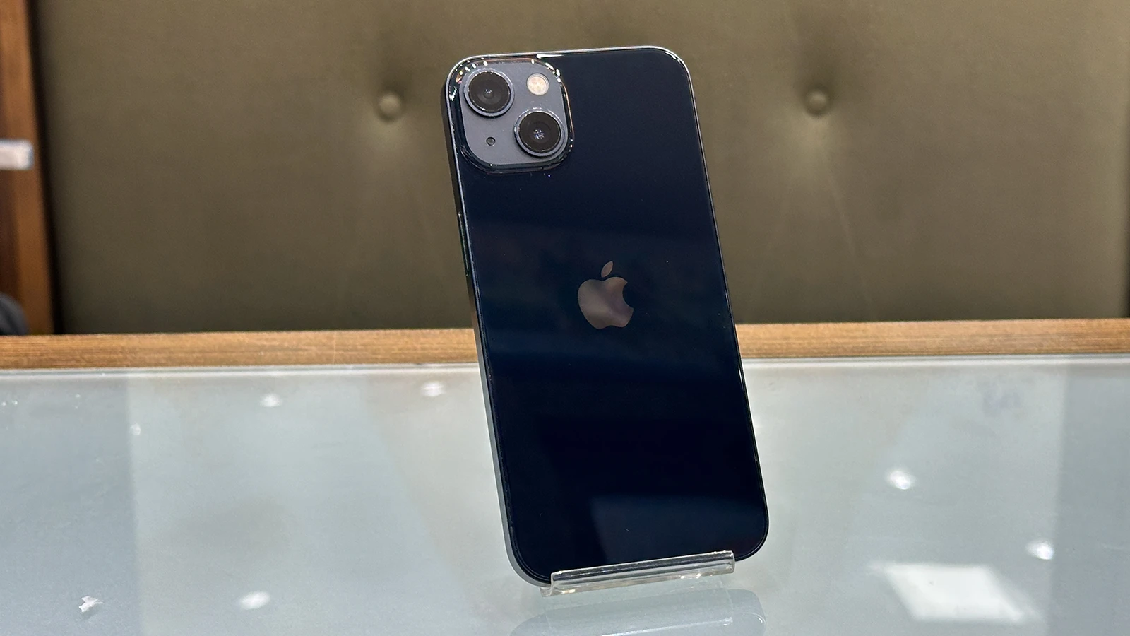 گوشی موبایل اپل مدل iPhone 13 CHA دو سیم کارت حافظه ۱۲۸ گیگابایت – کارکرده