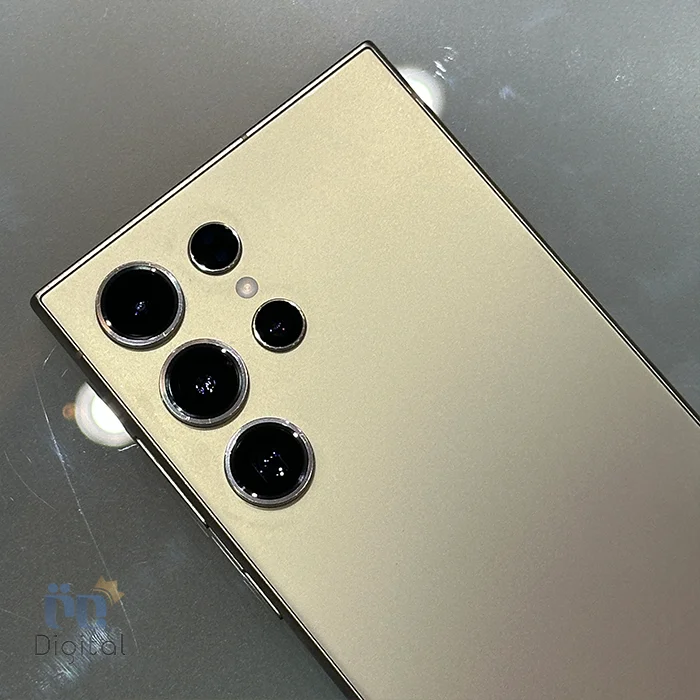 گوشی موبایل سامسونگ مدل گلکسی S24 Ultra 5G حافظه ۲۵۶ گیگابایت با رم ۱۲ گیگابایت – کارکرده | نمای پشت و دوربین