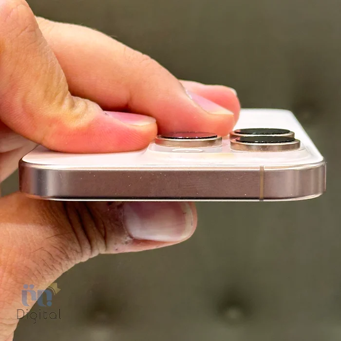 گوشی موبایل اپل مدل iPhone 16 Pro AEA تک سیم کارت حافظه ۲۵۶ گیگابایت – کارکرده | نمای بالا