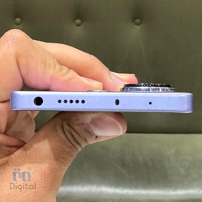 گوشی موبایل شیائومی مدل Redmi Note 13 Pro 4G حافظه ۲۵۶ گیگابایت با رم ۸ گیگابایت – کارکرده | نمای بالا