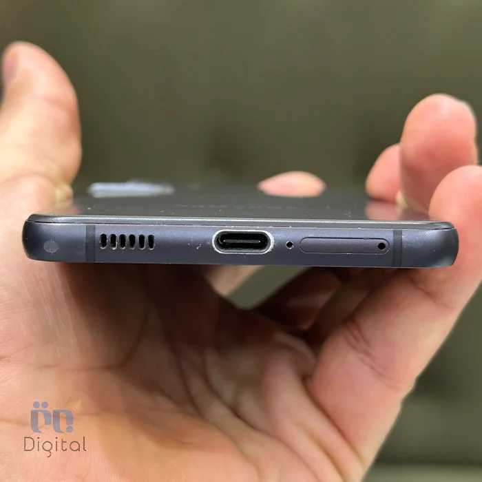 گوشی موبایل سامسونگ مدل گلکسی S21 FE 5G حافظه ۲۵۶ گیگابایت با رم ۸ گیگابایت – کارکرده | نمای پایین