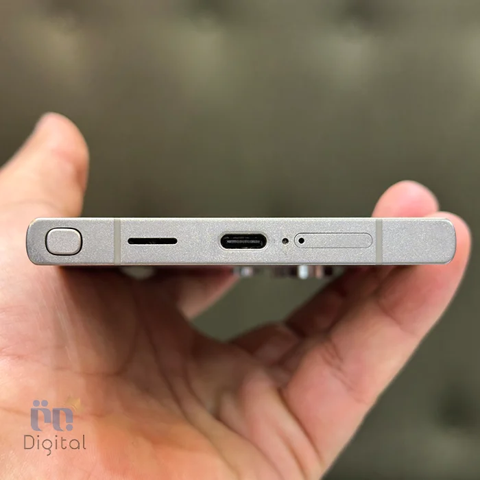گوشی موبایل سامسونگ مدل گلکسی S24 Ultra 5G حافظه ۲۵۶ گیگابایت با رم ۱۲ گیگابایت – کارکرده | نمای پایین