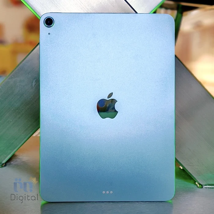 پشت iPad Air 11 2026 Wi-Fi