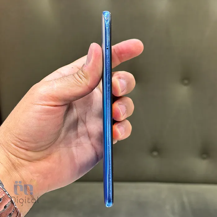گوشی موبایل شیائومی مدل Poco M5s حافظه ۱۲۸ گیگابایت با رم ۶ گیگابایت – کارکرده | نمای چپ