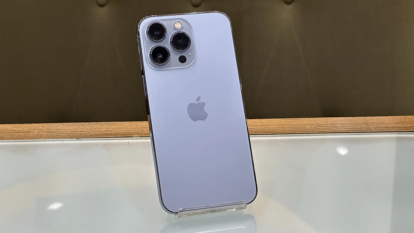 گوشی موبایل اپل مدل iPhone 13 Pro ZAA دو سیم کارت حافظه ۱۲۸ گیگابایت – کارکرده