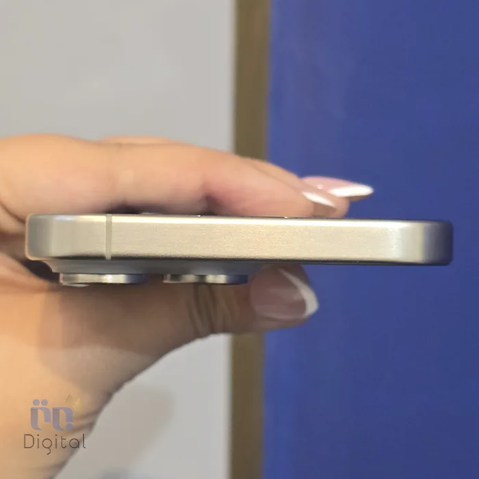 گوشی موبایل اپل مدل iPhone 15 Pro Max AAA تک سیم کارت حافظه ۲۵۶ گیگابایت – کارکرده | نمای بالا