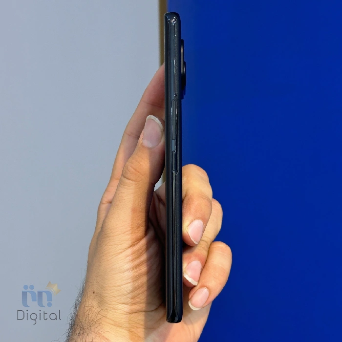 گوشی موبایل داریا مدل Daria Bond 5G دو سیم کارت حافظه ۲۵۶ گیگابایت با رم ۸ گیگابایت – کارکرده